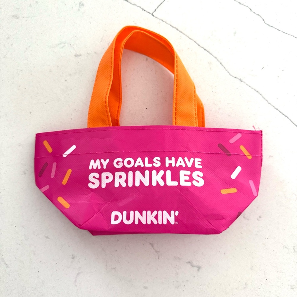 Limited Edition 2026 Dunkin’ Pink Reusable Donut Bags
